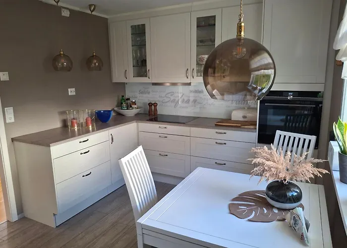 Sentralt & Komfortabelt I Ferienhaus Alta